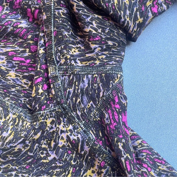 Lululemon Athletica Multicolor Patterned Leggings - Picture 6 of 8